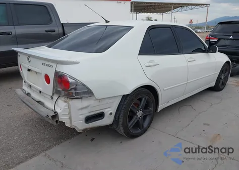 2001 Lexus Is 300 from USA, damaged, VIN JTHBD182110012313